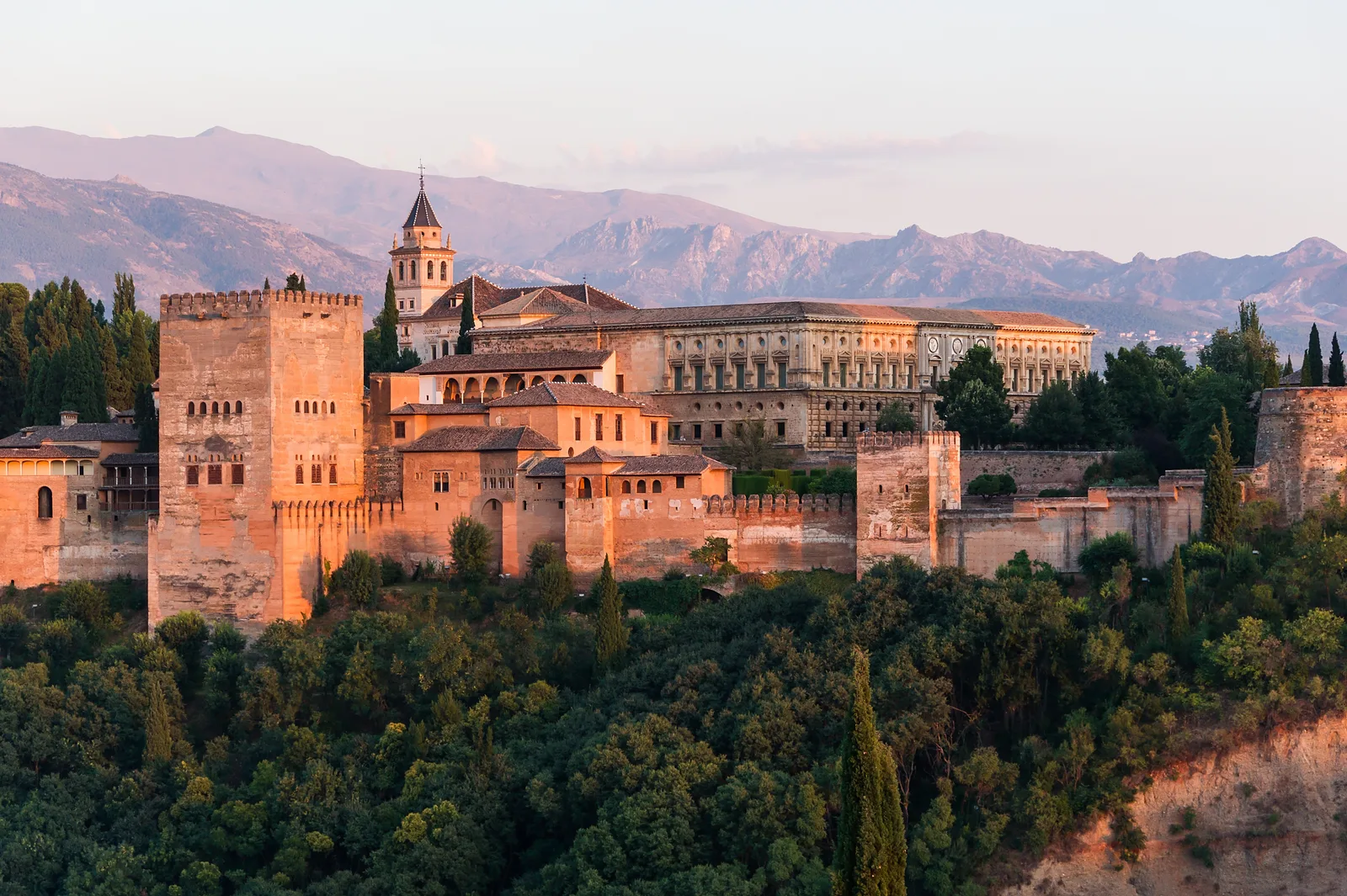 Granada: Alhambra tickets, free tapas and the hills of Granada